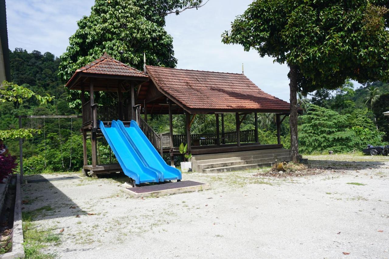 OYO 43965 Jasa Resort Sungai Lembing Exterior foto