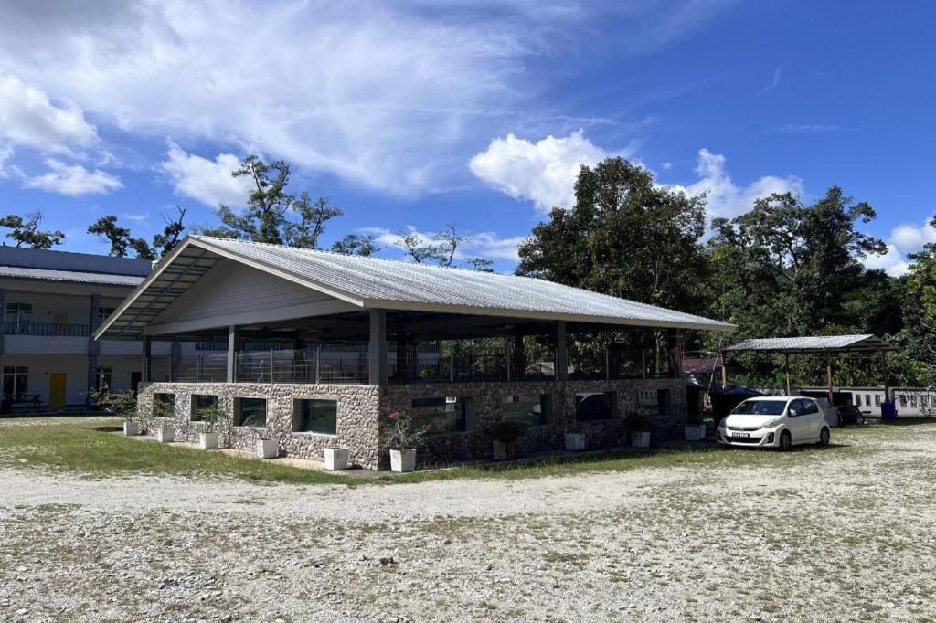OYO 43965 Jasa Resort Sungai Lembing Exterior foto