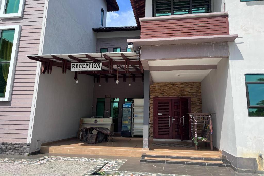 OYO 43965 Jasa Resort Sungai Lembing Exterior foto