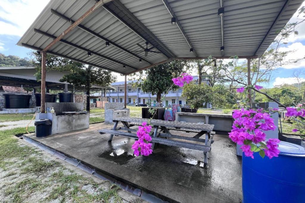 OYO 43965 Jasa Resort Sungai Lembing Exterior foto