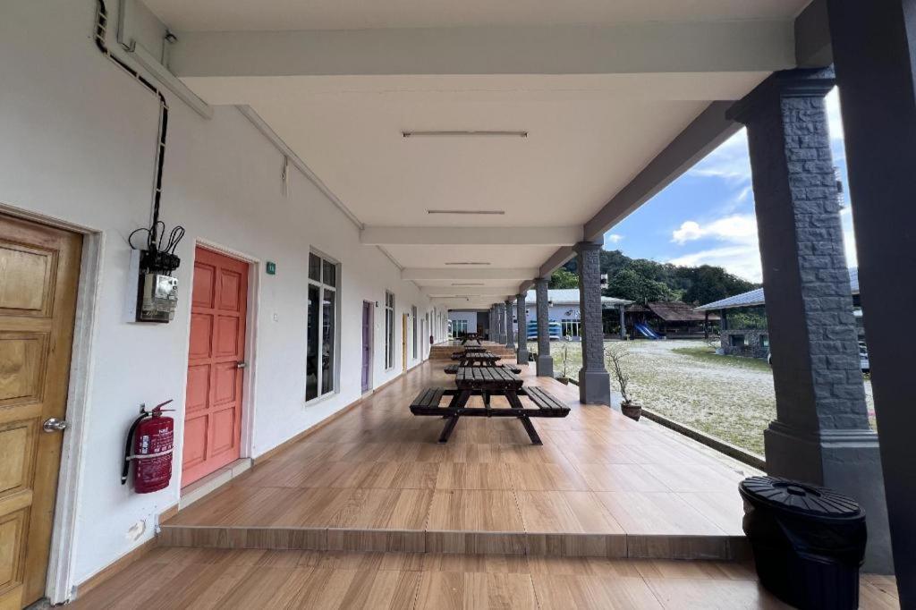 OYO 43965 Jasa Resort Sungai Lembing Exterior foto